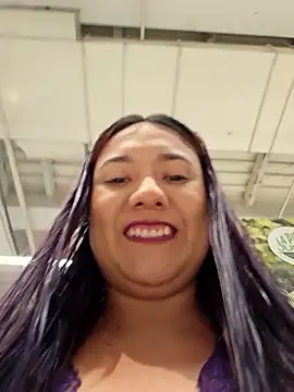 Snapshot of Blushing_Katy chatting on March 21, 12:01 am Blushing Katy online show from March 21, 12:01 am