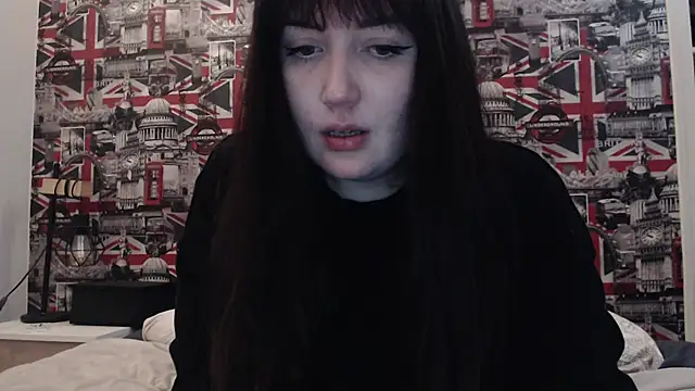 Lynylou online show from February 23, 7:47 pm