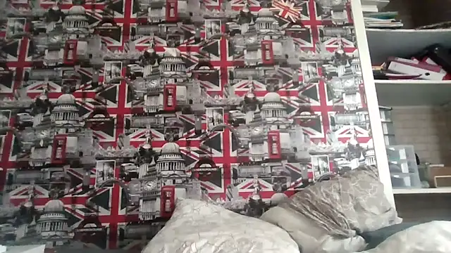 Lynylou online show from October 20, 11:00 am