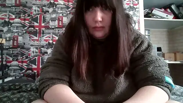 Snapshot of Lynylou chatting on September 27, 9:26 am Lynylou online show from September 27, 9:26 am