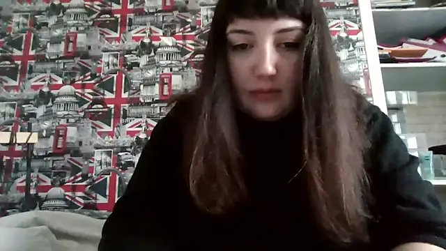 Snapshot of Lynylou chatting on October 8, 1:56 pm Lynylou online show from October 8, 1:56 pm