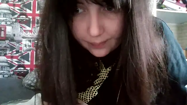 Snapshot of Lynylou chatting on September 28, 12:23 pm Lynylou online show from September 28, 12:23 pm