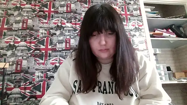 Snapshot of Lynylou chatting on October 2, 8:50 am Lynylou online show from October 2, 8:50 am