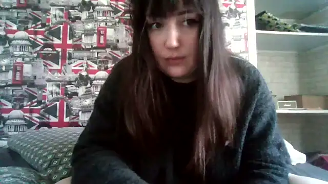 Lynylou online show from November 19, 10:37 am