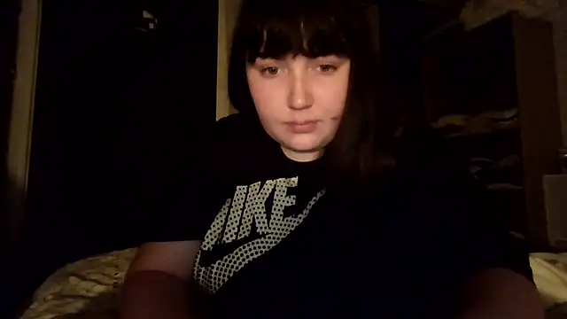 Snapshot of Lynylou chatting on September 11, 8:09 pm Lynylou online show from September 11, 8:09 pm