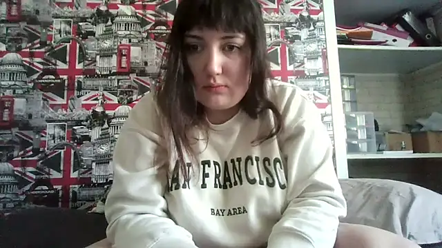 Snapshot of Lynylou chatting on October 12, 1:56 pm Lynylou online show from October 12, 1:56 pm