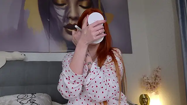 JudyWalkerr online show from September 29, 2:01 pm