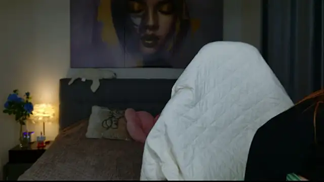 JudyWalkerr online show from December 21, 5:20 am