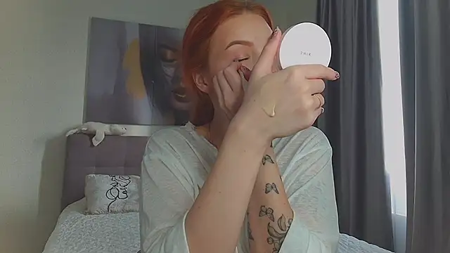 JudyWalkerr online show from September 17, 4:14 am