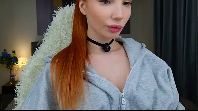 JudyWalkerr online show from December 19, 3:03 pm