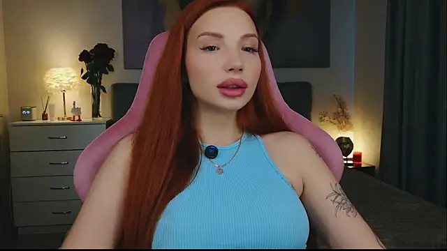 JudyWalkerr online show from March 13, 1:27 pm