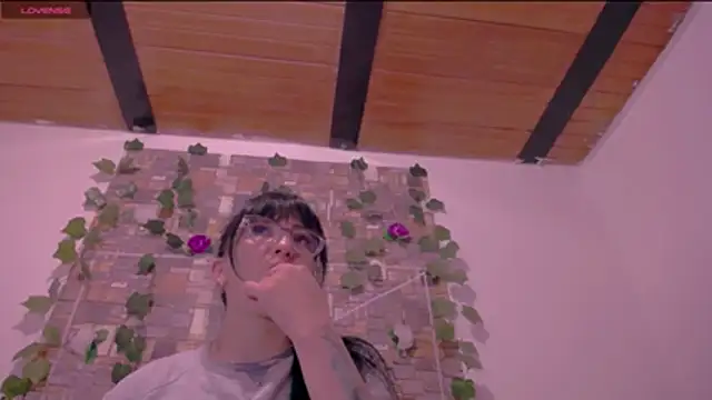 CrazyRousex online show from March 6, 3:29 pm