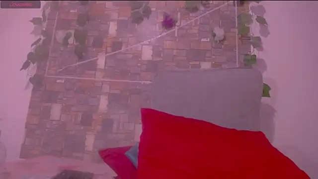 CrazyRousex online show from March 19, 1:22 pm