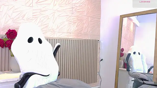 paula  cruzz online show from February 22, 11:17 pm