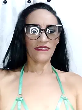 Snapshot of BarbaraMature chatting on September 27, 7:20 pm BarbaraMature online show from September 27, 7:20 pm