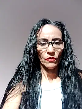 Snapshot of BarbaraMature chatting on July 8, 2:07 pm BarbaraMature online show from July 8, 2:07 pm