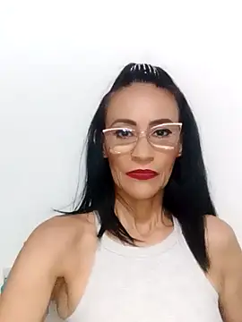 Snapshot of BarbaraMature chatting on January 17, 6:02 pm BarbaraMature online show from January 17, 6:02 pm