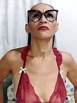 Snapshot of BarbaraMature chatting on September 19, 6:01 pm BarbaraMature online show from September 19, 6:01 pm