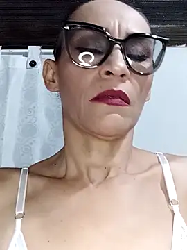 Snapshot of BarbaraMature chatting on September 20, 6:13 pm BarbaraMature online show from September 20, 6:13 pm