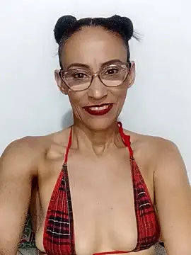 Snapshot of BarbaraMature chatting on January 22, 10:15 pm BarbaraMature online show from January 22, 10:15 pm