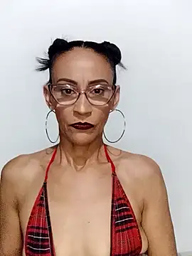 Snapshot of BarbaraMature chatting on January 22, 6:20 pm BarbaraMature online show from January 22, 6:20 pm