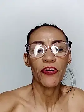 Snapshot of BarbaraMature chatting on January 8, 12:28 am BarbaraMature online show from January 8, 12:28 am