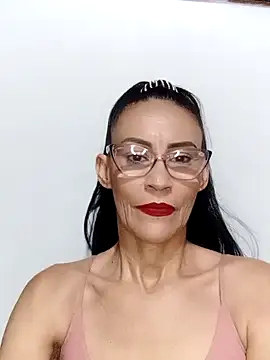 Snapshot of BarbaraMature chatting on January 29, 4:19 pm BarbaraMature online show from January 29, 4:19 pm