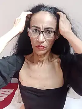 Snapshot of BarbaraMature chatting on June 20, 2:11 pm BarbaraMature online show from June 20, 2:11 pm
