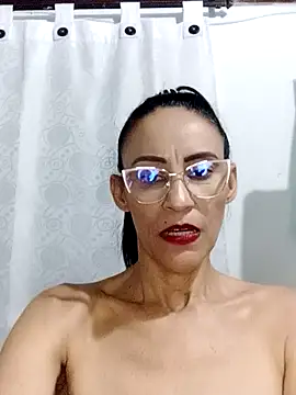 Snapshot of BarbaraMature chatting on March 17, 9:24 pm BarbaraMature online show from March 17, 9:24 pm