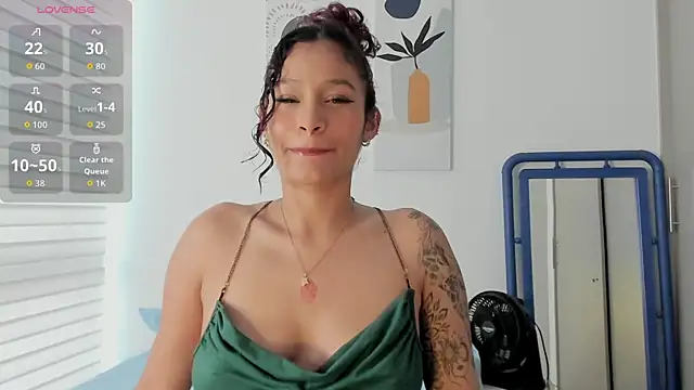 SeleneClark online show from March 28, 10:22 pm