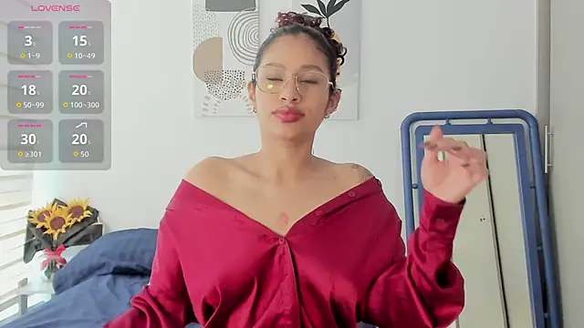 SeleneClark online show from March 9, 6:22 pm