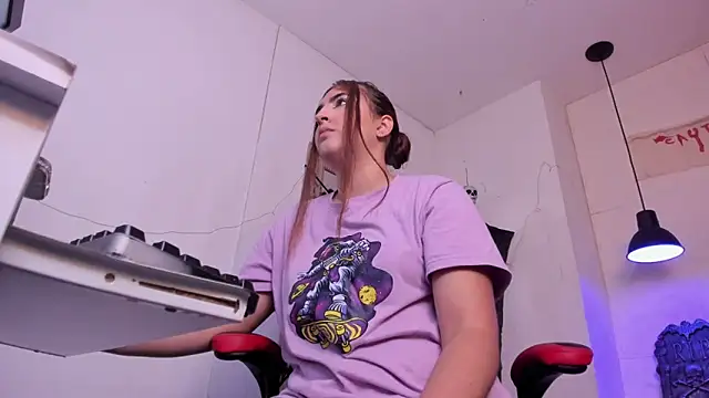 Snapshot of angel_hardy_dl chatting on October 24, 12:04 pm angel hardy dl online show from October 24, 12:04 pm