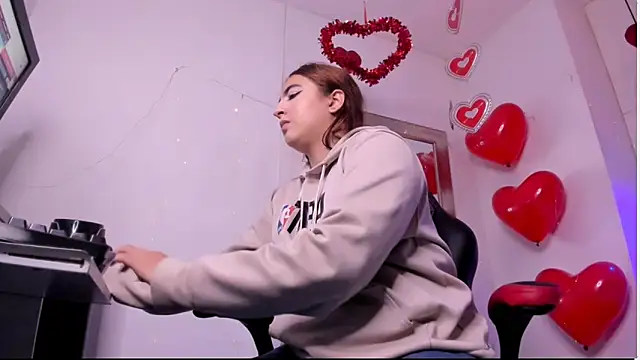 angel hardy dl online show from February 10, 10:36 am