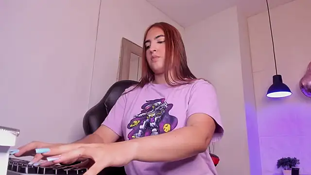 Snapshot of angel_hardy_dl chatting on September 11, 10:59 am angel hardy dl online show from September 11, 10:59 am