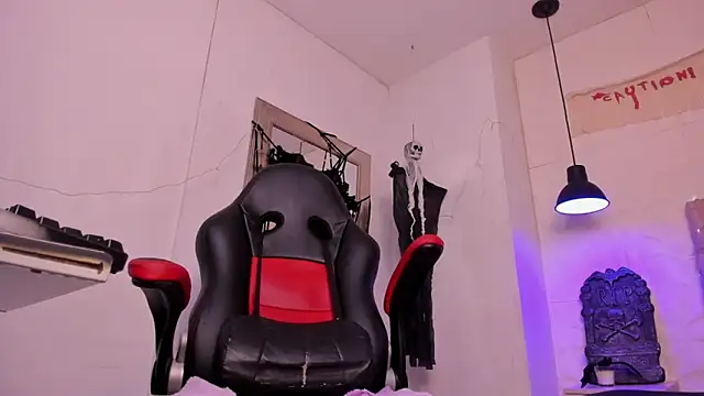 Snapshot of angel_hardy_dl chatting on October 22, 10:47 am angel hardy dl online show from October 22, 10:47 am