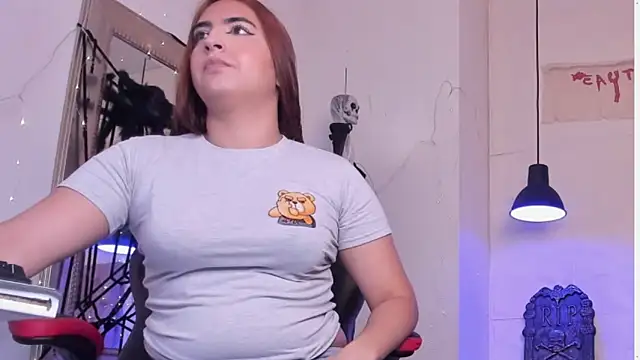 Snapshot of angel_hardy_dl chatting on October 14, 11:00 am angel hardy dl online show from October 14, 11:00 am