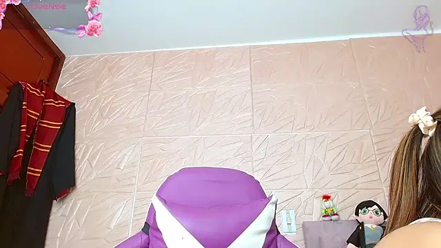 kendallsweet7 online show from October 22, 7:46 pm