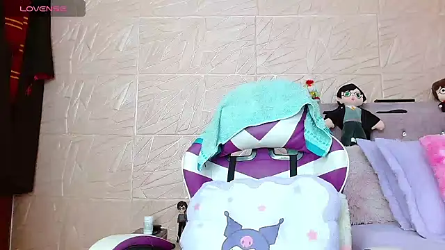 kendallsweet7 online show from November 12, 2:10 pm