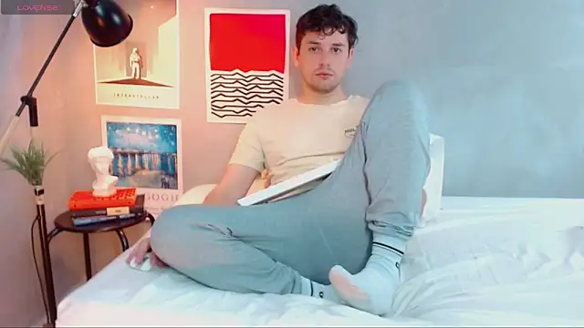 Elio555 online show from October 11, 3:24 pm