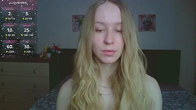 Lily  Devil online show from February 6, 9:05 am