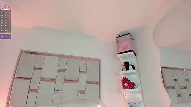 kristel s online show from December 21, 12:40 pm