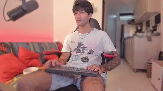 justin stark7 online show from November 17, 9:41 pm