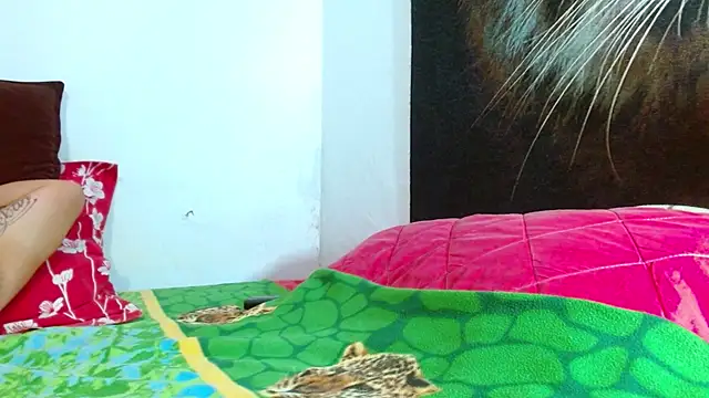 Snapshot of Michaell_Myerss_ chatting on March 11, 6:52 pm Michaell Myerss  online show from March 11, 6:52 pm