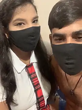 Snapshot of hottiess69 chatting on November 3, 1:47 pm hottiess69 online show from November 3, 1:47 pm