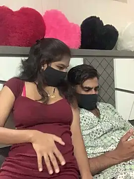 Snapshot of hottiess69 chatting on January 1, 6:27 pm hottiess69 online show from January 1, 6:27 pm