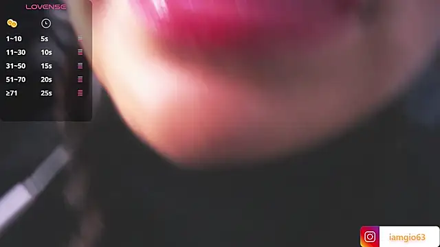 Snapshot of Georgina_1t chatting on February 13, 3:03 pm Georgina 1t online show from February 13, 3:03 pm