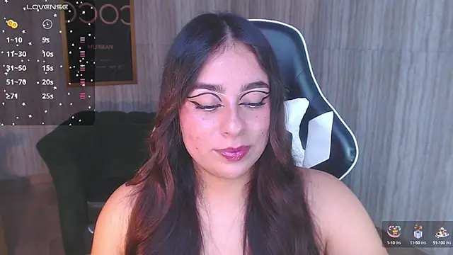 Snapshot of Georgina_1t chatting on March 15, 4:57 am Georgina 1t online show from March 15, 4:57 am