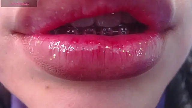 Snapshot of Georgina_1t chatting on March 10, 6:34 pm Georgina 1t online show from March 10, 6:34 pm
