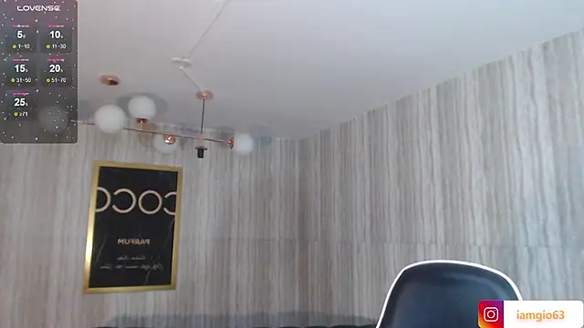 Snapshot of Georgina_1t chatting on March 15, 11:19 am Georgina 1t online show from March 15, 11:19 am