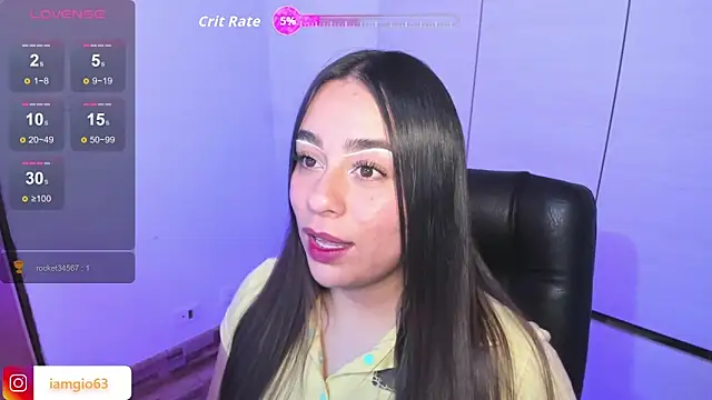 Snapshot of Georgina_1t chatting on October 18, 6:26 am Georgina 1t online show from October 18, 6:26 am
